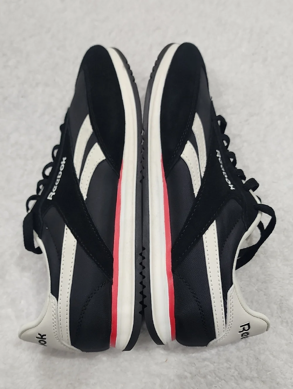 Reebok Women's Fiori Lace Up Sneakers